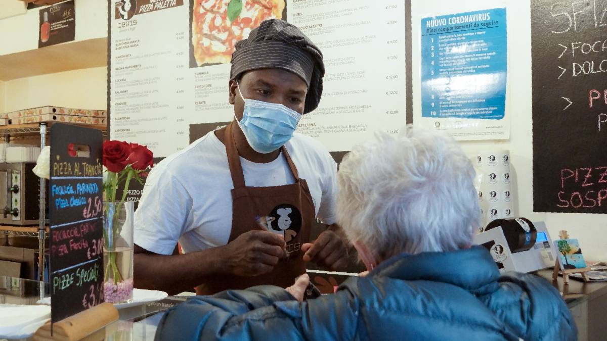 Pizza de imigrante africano 2