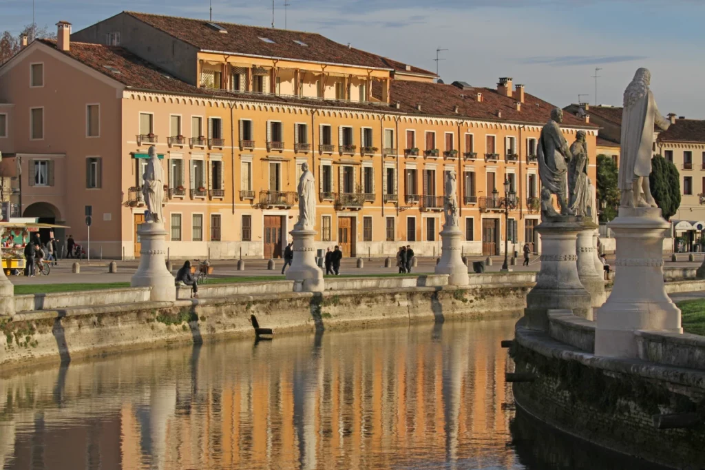 Piazza Prato della Valle em Pádua