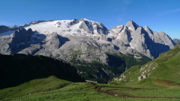 Militares ficaram soterrados por 100 anos nos Alpes