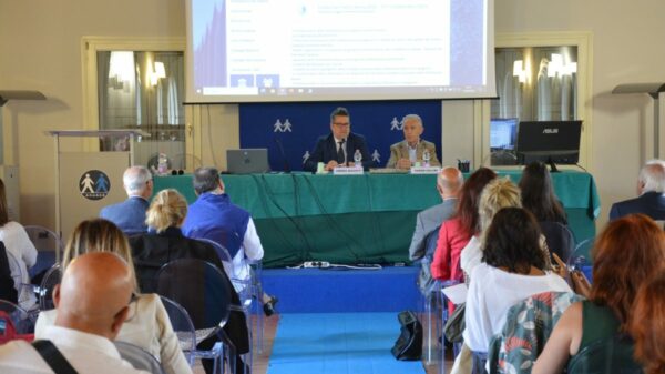 Seminário discute os desafios e impactos do aumento de pedidos de cidadania italiana por descendência | Foto: Anusca