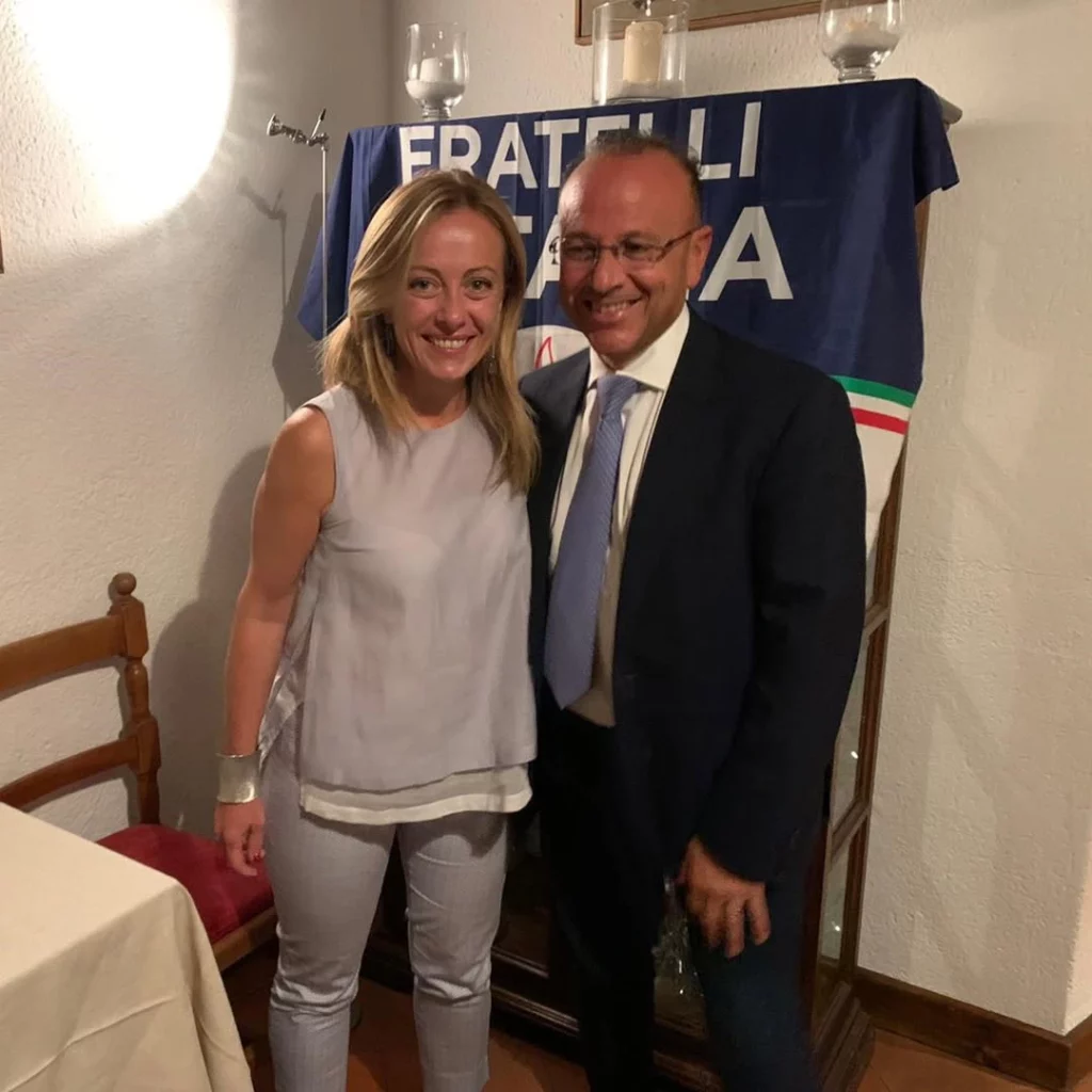 Fabio Crea é membro do partido Fratelli d'Italia, da primeira-ministra Giorgia Meloni, e ativista político | Foto: Facebook/Fabio Crea  